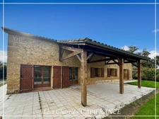 Gascon property: TWO HOUSES, 10 rooms, 324 m2 of living space on 3159 m2 of land near NOGARO (32) 