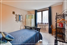 Maison à vendre 6 pièces de 170 m2 habitables proche de VILLENEUVE-DE-MARSAN (40) sur 1714 m2 de terrain 