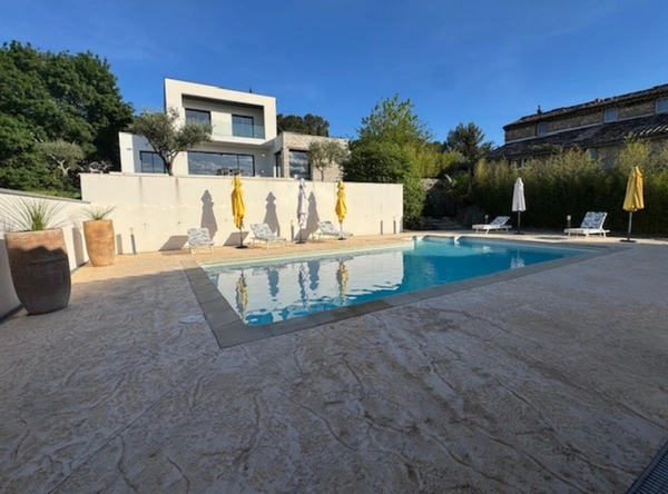 Dpt Gard (30), à vendre ALES maison P6   