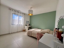 Maison à vendre 7 pièces RIBAUTE LES TAVERNES (30)