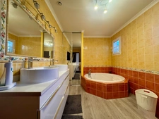 Maison à vendre 5 pièces  ()