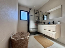Maison à vendre 7 pièces RIBAUTE LES TAVERNES (30)