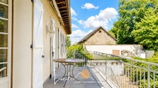 Propriété de caractère – Emplacement exceptionnel, beaux volumes et potentiel unique. 