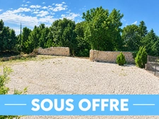 Terrain à vendre de 767m² viabilisé axe 4 voies La Rochelle / Niort