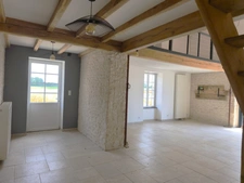 Maison à vendre Proche 4 voies reliant La Rochelle / Niort dans secteur Calme