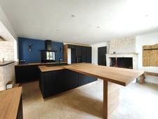 Maison à vendre Proche 4 voies reliant La Rochelle / Niort dans secteur Calme