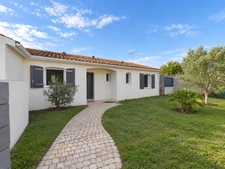Maison à vendre 4 pièces à Benon - Axe 4 voies reliant La Rochelle / Niort