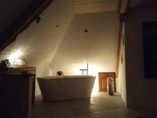 Maison avec un beau cachet et un terrain spacieux 