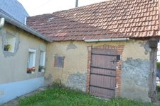 Maison proche de l'école avec annexes