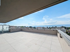 à vendre attique 4 pièces THONON LES BAINS (74) - EXCEPTIONNEL – APPARTEMENT 4 PIÈCES EN ATTIQUE AVEC VUE PANORAMIQUE SUR LE LAC LÉMAN