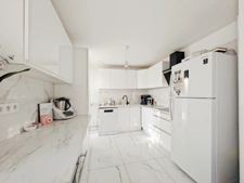 Dpt Haute Savoie (74), à vendre THONON-LES-BAINS - Lumineux T3 de 63m² avec double balcon – Secteur très recherché