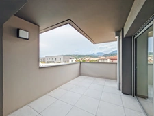 à vendre attique 4 pièces THONON LES BAINS (74) - EXCEPTIONNEL – APPARTEMENT 4 PIÈCES EN ATTIQUE AVEC VUE PANORAMIQUE SUR LE LAC LÉMAN