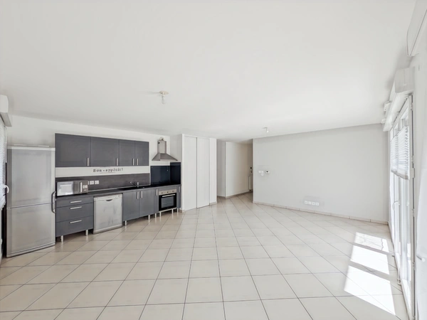 Dpt Haute Savoie (74), à vendre SCIEZ Appartement T3 de 70,70 m² avec balcon bien exposé et au calme
