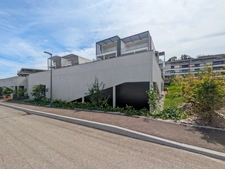 à vendre EVIAN LES BAINS (74) LOCAL COMMERCIAL DE 271 m² – UN EMPLACEMENT À FORT POTENTIEL