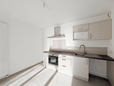 Dpt Haute Savoie (74), à vendre REIGNIER ESERY - Appartement T3 de 62 m2 avec un jardin au calme