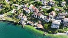 MEILLERIE –  Vue lac et montagnes – À proximité d'Évian et de la frontière suisse