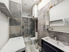 Dpt Haute Savoie (74), à vendre EVIAN-LES-BAINS Appartement T2 de 54 m² dans une résidence prestigieuse
