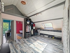 For sale: 6-room house in Loisin (74) - Family home with swimming pool and outbuilding - Sought-after area near Geneva