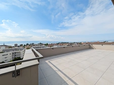 à vendre attique 4 pièces THONON LES BAINS (74) - EXCEPTIONNEL – APPARTEMENT 4 PIÈCES EN ATTIQUE AVEC VUE PANORAMIQUE SUR LE LAC LÉMAN