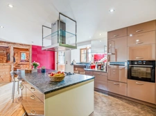 Propriété à vendre 7 pièces SAINT PAUL EN CHABLAIS (74) Corps de ferme magnifique avec 270 m2 habitables vue Dent d'Oche