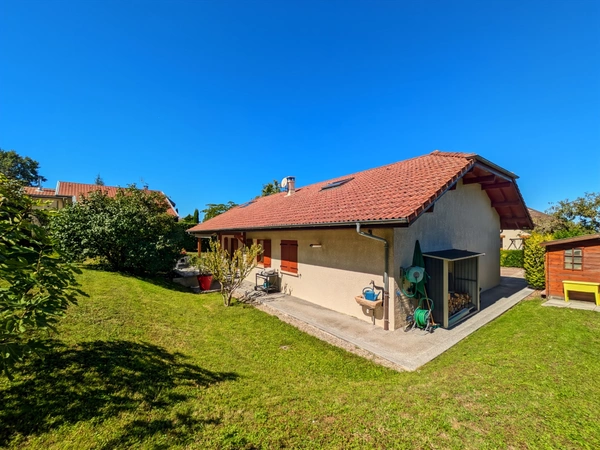 Dpt Haute Savoie (74), à vendre PUBLIER maison familiale au calme de 160 m2 entièrement clôturée