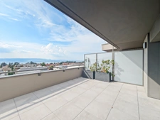 à vendre 3 pièces THONON LES BAINS (74) - Appartement 3 pièces en attique avec une grande terrasse vue lac Léman
