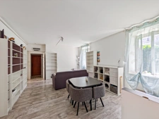 Dpt Haute Savoie (74), à vendre EVIAN-LES-BAINS Appartement T2 de 54 m² dans une résidence prestigieuse