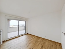à vendre attique 4 pièces THONON LES BAINS (74) - EXCEPTIONNEL – APPARTEMENT 4 PIÈCES EN ATTIQUE AVEC VUE PANORAMIQUE SUR LE LAC LÉMAN