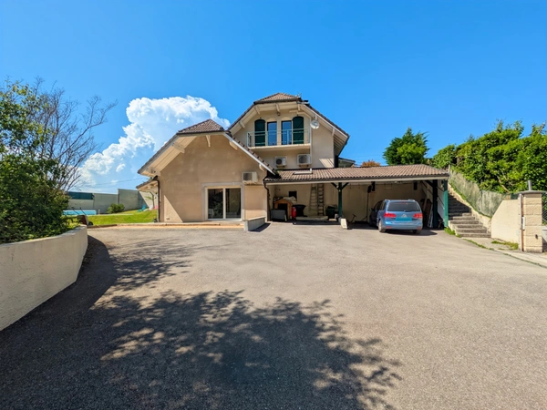 À vendre Maison 6 pièces LOISIN (74) Maison familiale avec piscine et dépendance – Secteur recherché aux portes de Genève