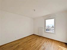 à vendre 3 pièces THONON LES BAINS (74) - Appartement 3 pièces en attique avec une grande terrasse vue lac Léman