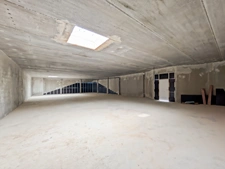 à vendre EVIAN LES BAINS (74) LOCAL COMMERCIAL DE 271 m² – UN EMPLACEMENT À FORT POTENTIEL