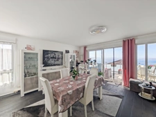 For sale: 4-room apartment in Evian-les-Bains (74) - Magnificent, recently built 4-room apartment with panoramic views of Lake Geneva