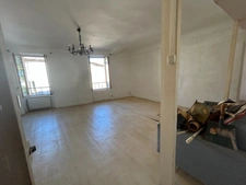 Maison à vendre 85,000€ CERESTE (04)