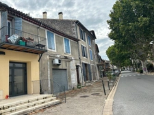 Maison à vendre 85,000€ CERESTE (04)