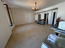 Maison à vendre 85,000€ CERESTE (04)