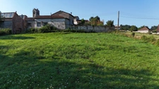 TERRAIN A BATIR 1640 M² PROCHE DE FEURS
