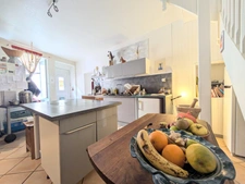 MAISON DE VILLE A COTTANCE - 160 m² - SALON ET SEJOUR - 4 CHAMBRES - EXTERIEUR - PUITS