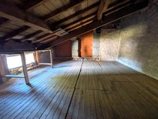 MAISON A RENOVER - ESSERTINES EN DONZY , 7 pièces , 164 m² , 4 /5 chambres , COMBLES, CAVE, GARAGE , TERRAIN 526 m²