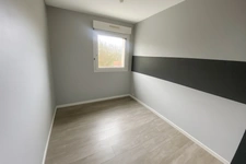 Appartement à fort potentiel à rafraîchir.