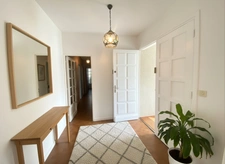 CRAPONNE - Grande maison familiale au calme – espace, potentiel et proximité des commodités