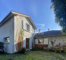 🌿 CRAPONNE – Maison familiale avec parc arboré en lotissement privé – Cadre naturel unique et fort potentiel