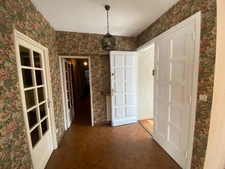 CRAPONNE - Grande maison familiale au calme – espace, potentiel et proximité des commodités