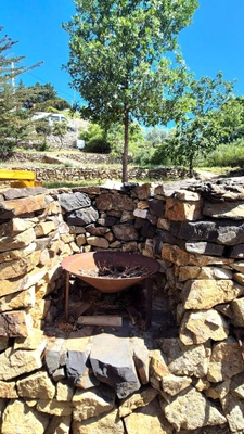 Building plot with outbuilding in Sournia (66)