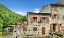Maison à vendre dans petit hameau 