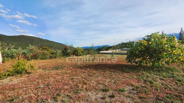 Dpt Pyrénées Orientales (66), à vendre MOLITG LES BAINS terrain - Terrain de 1 000,00 m²