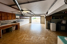 Aigrefeuille d'Aunis, maison de plain-pied avec piscine, garage de 80 m² et bureau indépendant