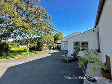 Proche Aigrefeuille d'Aunis, maison familiale avec grand jardin.