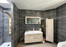 Belle maison familiale de plain-pied avec piscine et espace indépendant