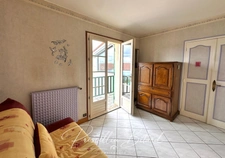 Aigrefeuille d'Aunis, maison de plain-pied avec piscine, garage de 80 m² et bureau indépendant