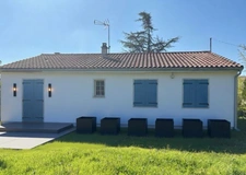 Maison à personnaliser 93 m² sur 555 m² de terrain (Le Thou 17290)